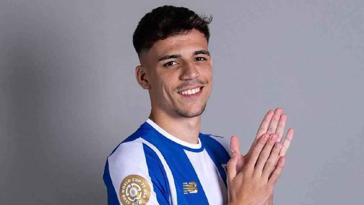 غابري فيغا لاعب بورتو البرتغالي