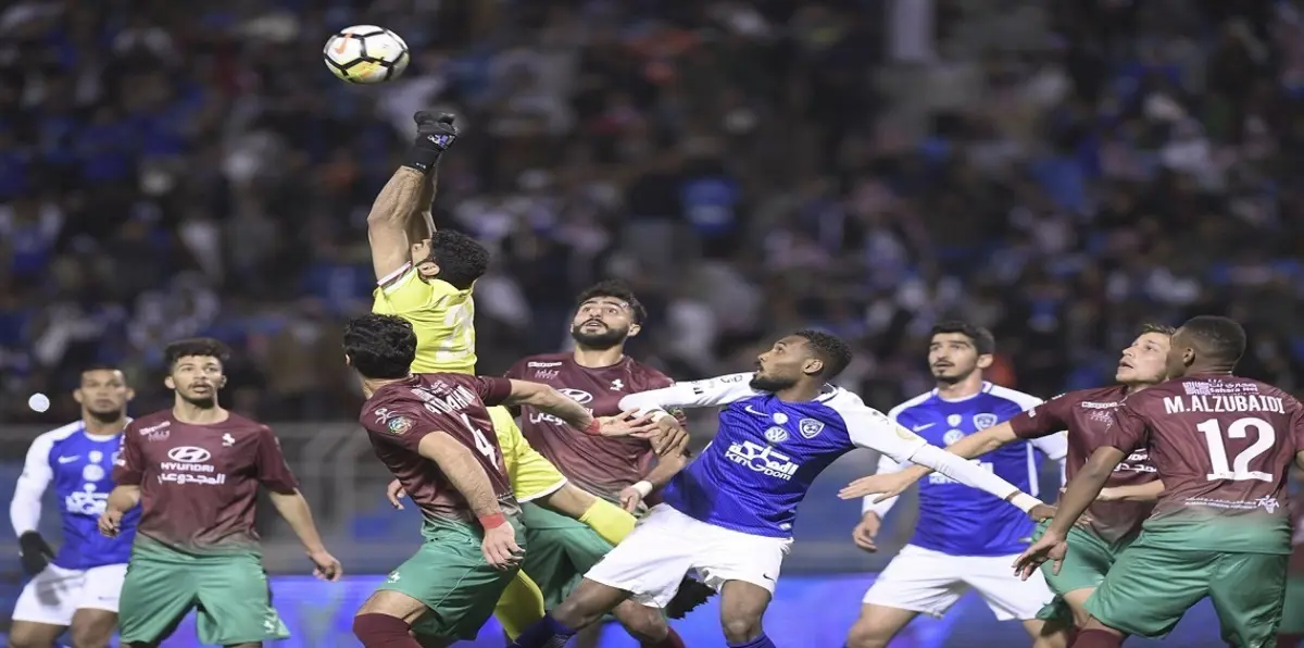 الاتفاق يخطف التعادل من نادي الهلال ويحرمه من الابتعاد في صدارة ترتيب الدوري السعودي