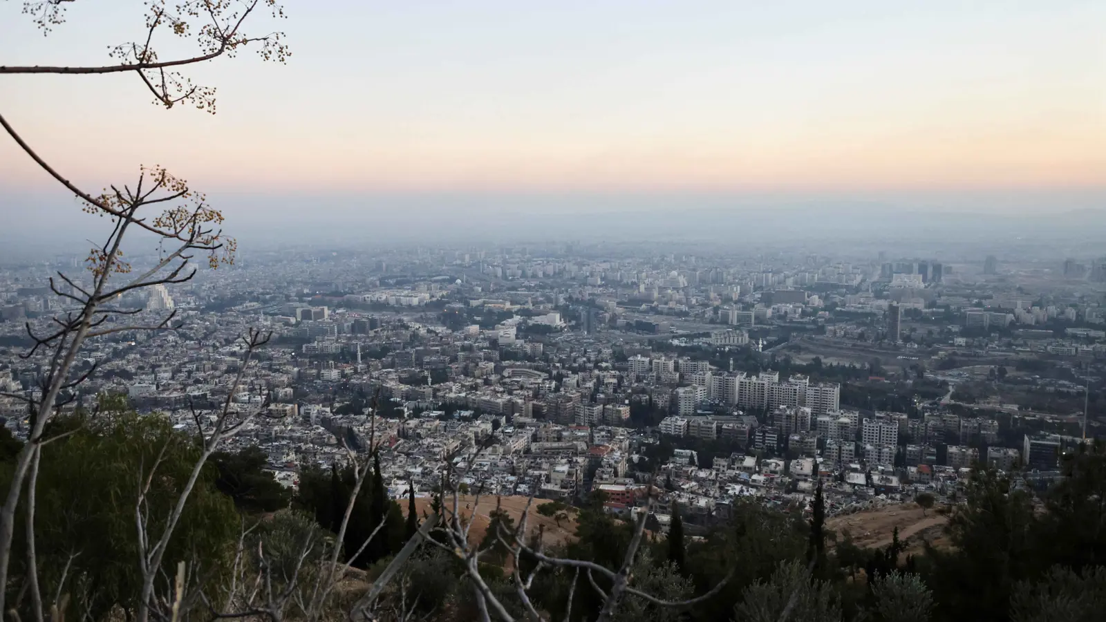 إسرائيل تقصف هيئة الأركان السورية في دمشق