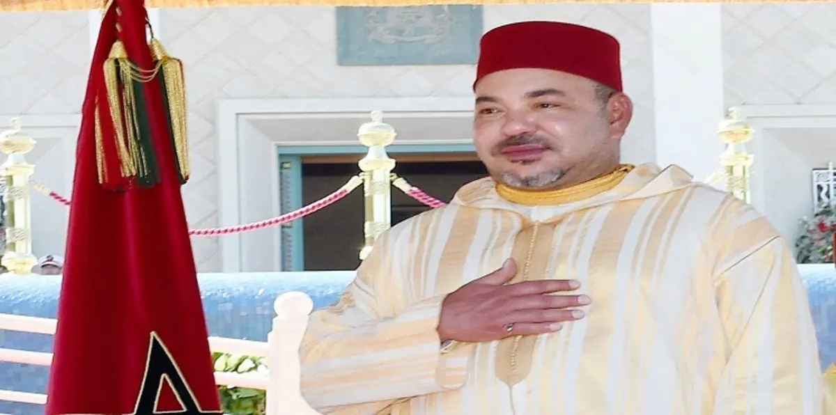 العاهل المغربي يعفي 12 وزيرًا من حكومة تصريف الأعمال 