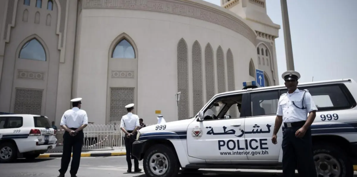 البحرين تعتقل 14 إيرانيًا دخلوا البلاد بجوازات سفر مزورة