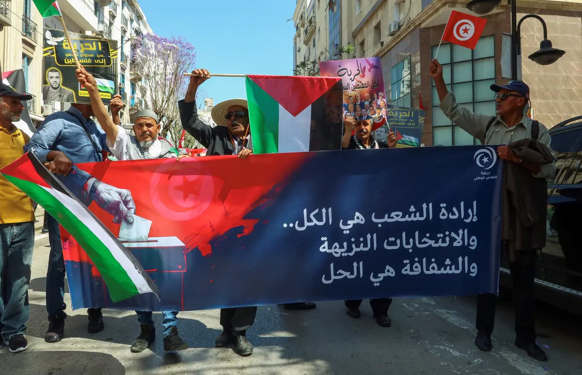 تونس.. المعارضة تطالب بتحديد موعد الانتخابات الرئاسية