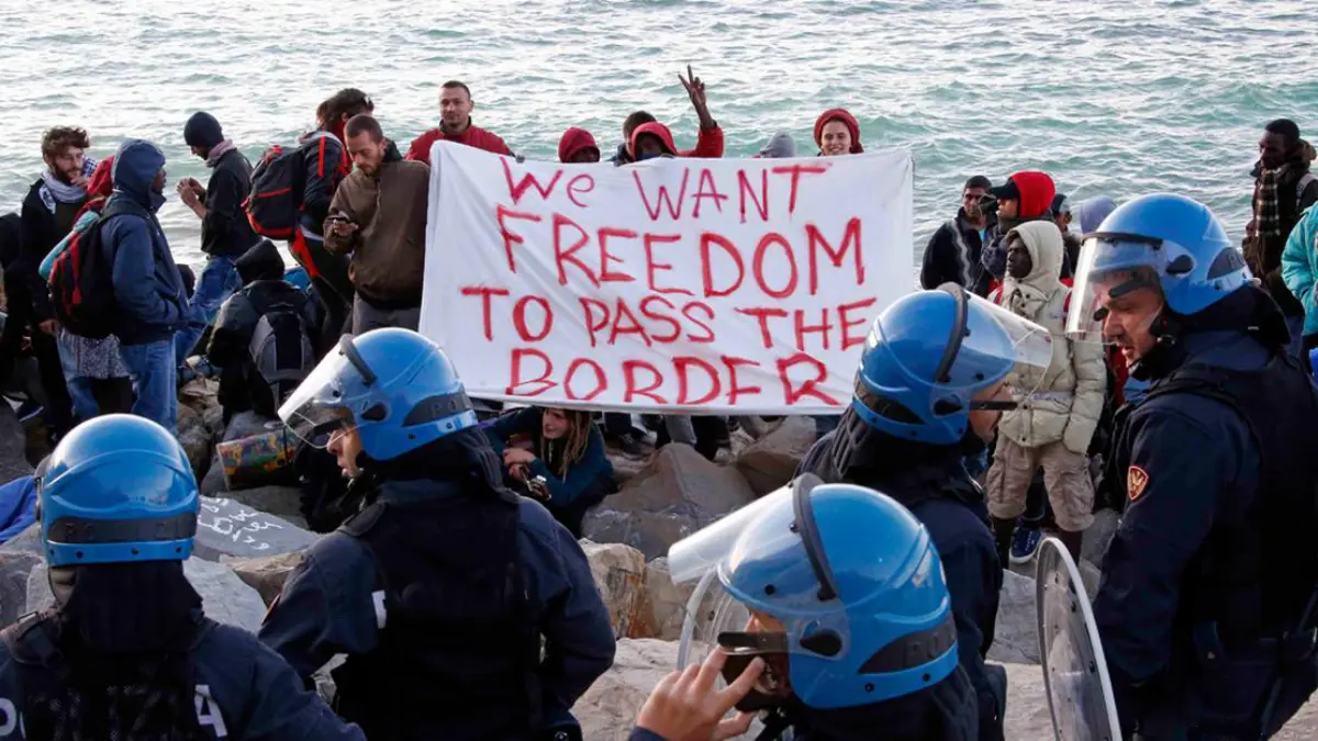 مرّوا بتجارب "مؤلمة".. مهاجرون يعاملون بعنف ومهانة بين إيطاليا وفرنسا
