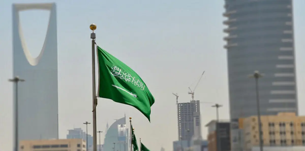 لوحة "مسيئة" لتاريخ التعليم تثير استياء مثقفي السعودية (صورة)