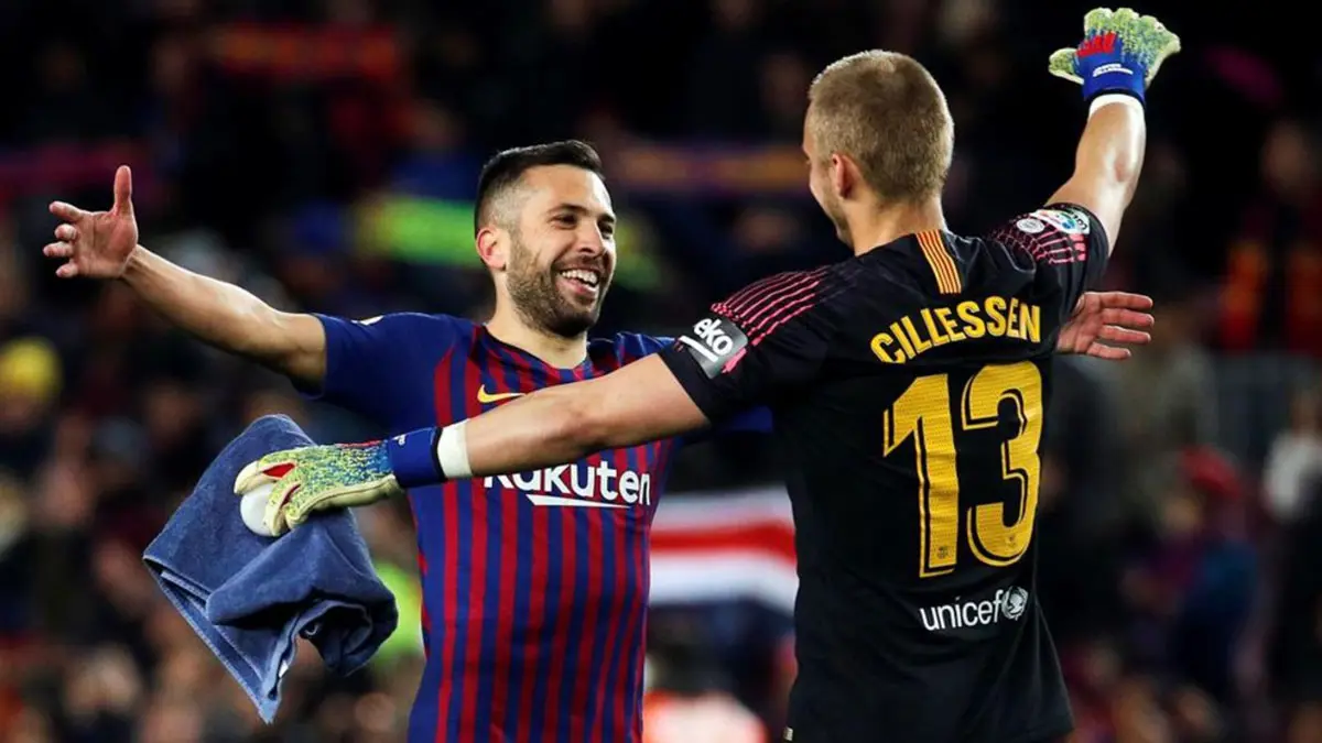 رئيس نادي برشلونة يكشف مستقبل الثلاثي راكيتيتش وجوردي ألبا وكوتينيو مع الفريق