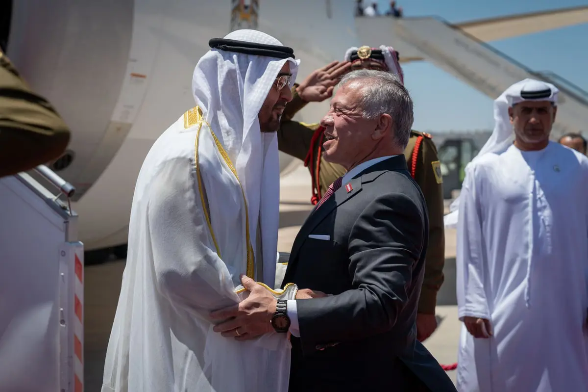 محمد بن زايد يصل الأردن في زيارة رسمية 