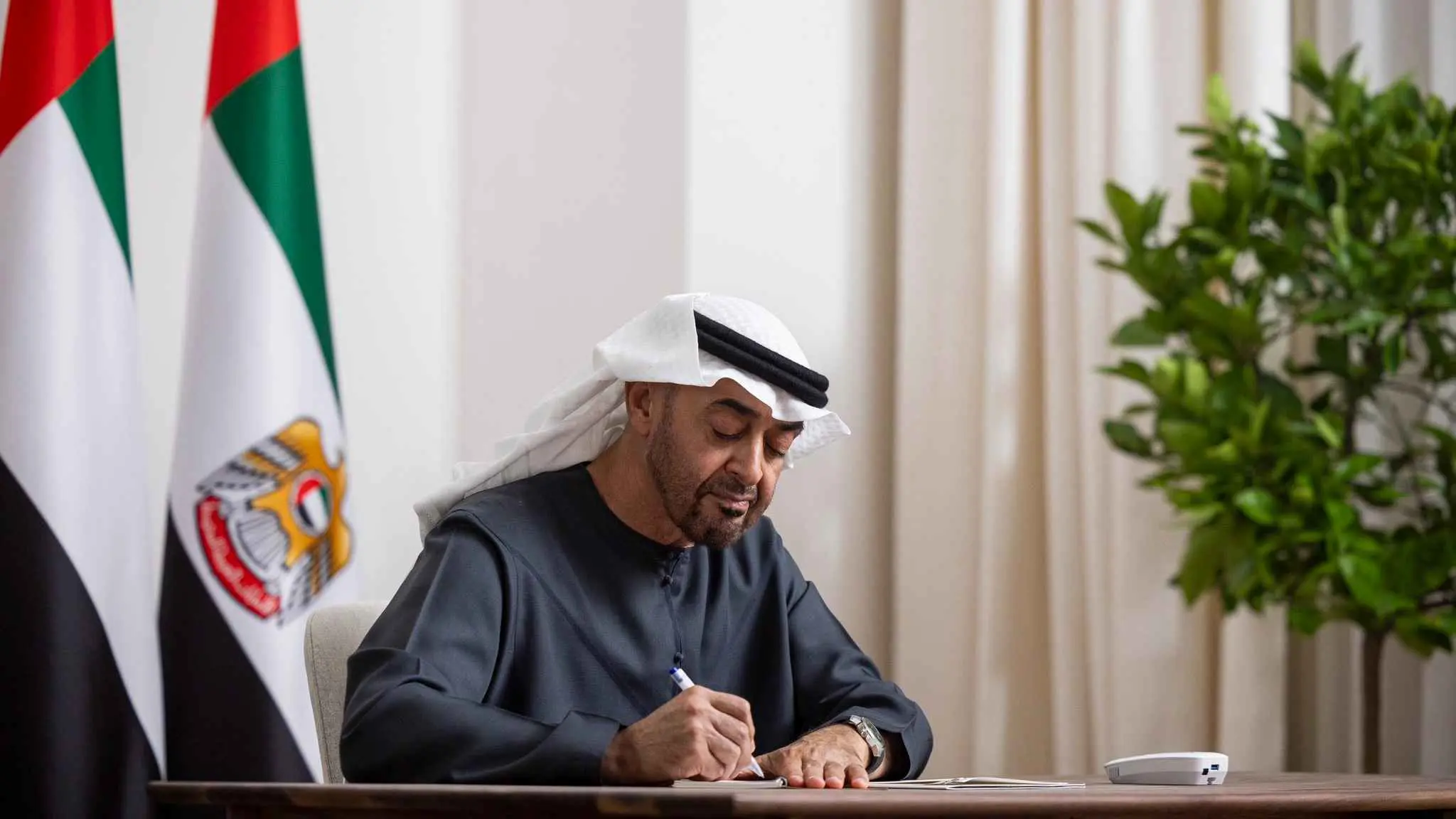 رئيس الإمارات يعلن 18 يوليو مناسبة وطنية "يوم عهد الاتحاد"