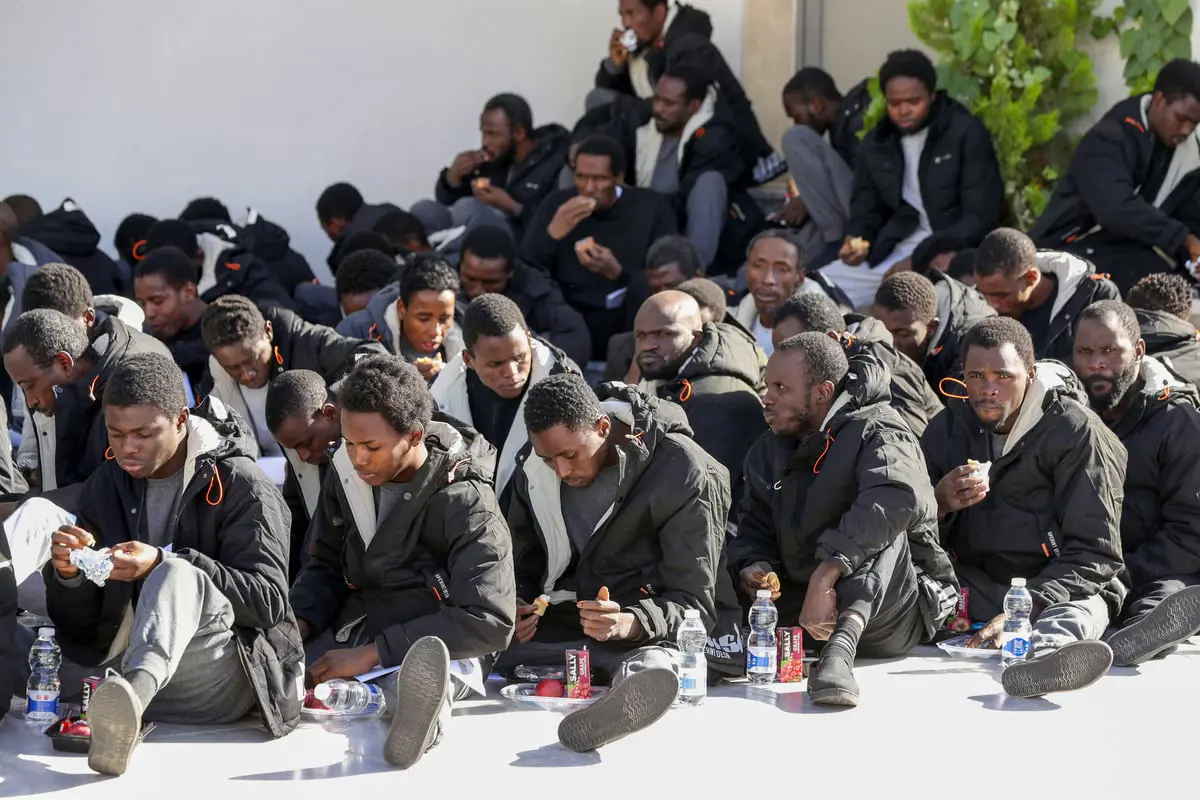 لماذا تتجاهل ليبيا موجات المهاجرين المتدفقين من النيجر؟