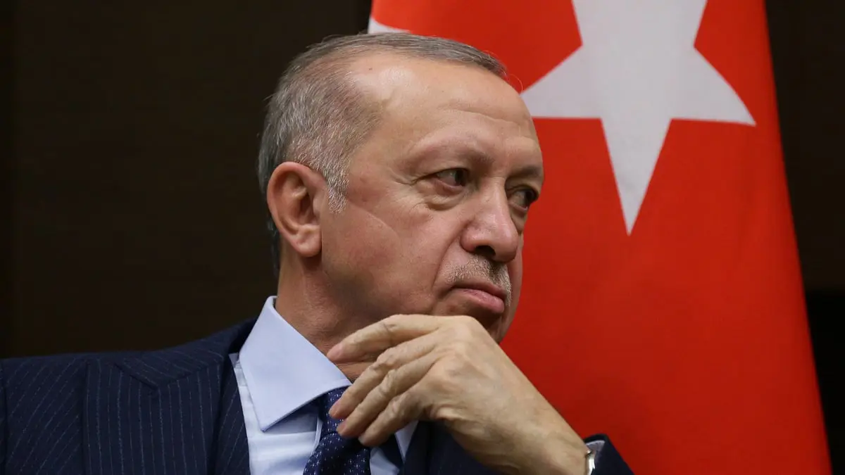 تركيا تحقق بواقعة تعليق دمية لأردوغان في السويد