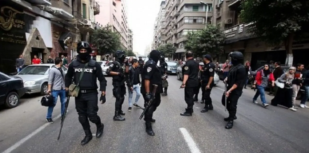 مقتل ضابطي شرطة برصاص مجهولين شمالي القاهرة