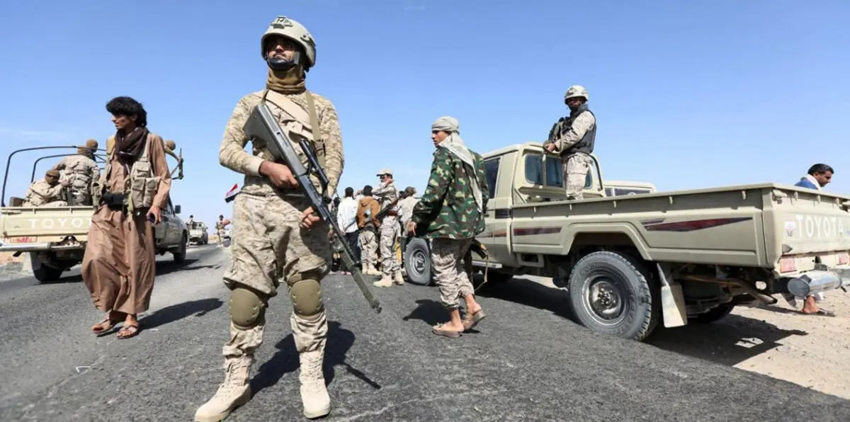 القوات اليمنية تتقدم في صعدة ونهم.. والتحالف يقصف مواقع الحوثي بصنعاء وتعز‎