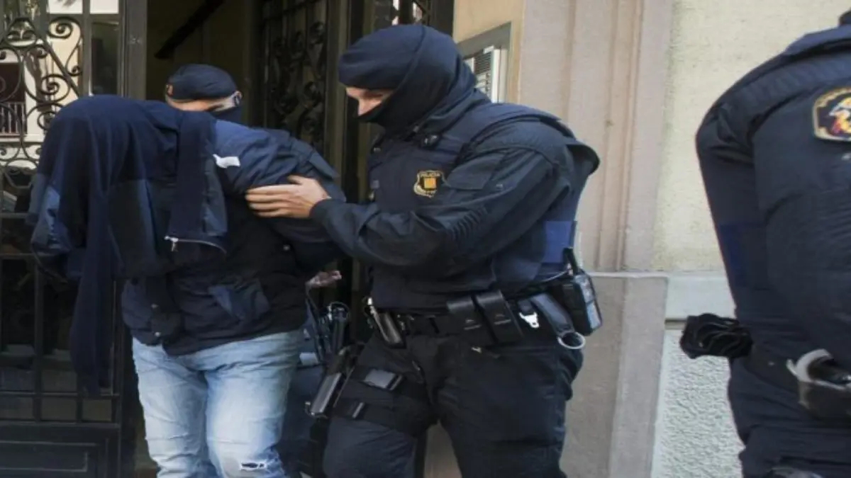 إسبانيا تفكك 4 شبكات لتهريب القاصرين من المغرب