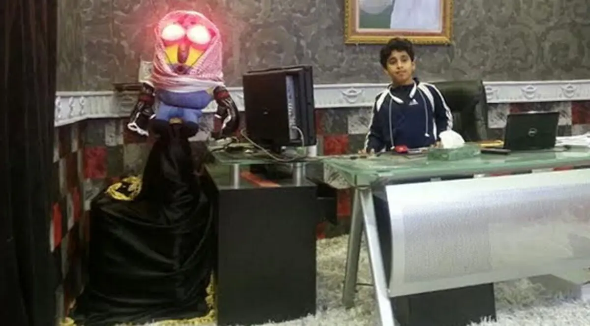 سعودي يخترع روبوتاً ينذر بالإزعاج والبخار