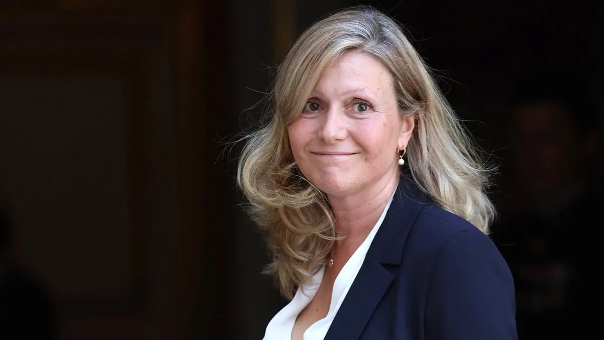 يائيل برون بيفيه أول امرأة تفوز برئاسة البرلمان الفرنسي