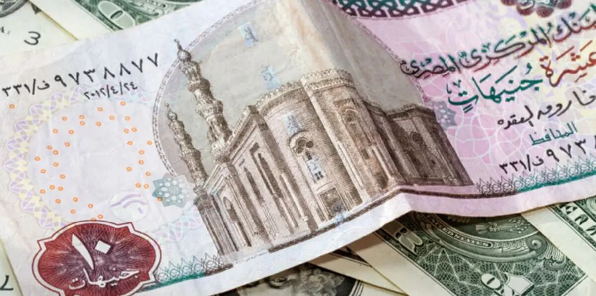 بعد تعويم الجنيه.. ديون مصر الخارجية تتخطى حاجز الـ 100 مليار دولار