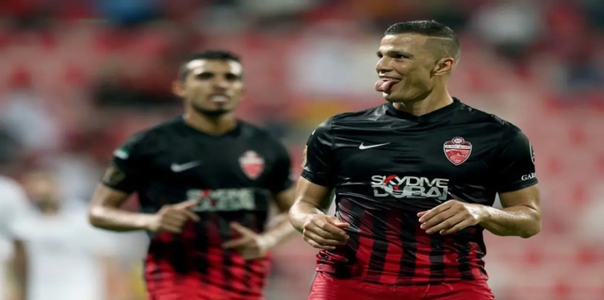 الأهلي الإماراتي يكشف حقيقة طلب محترفه البرازيلي الرحيل