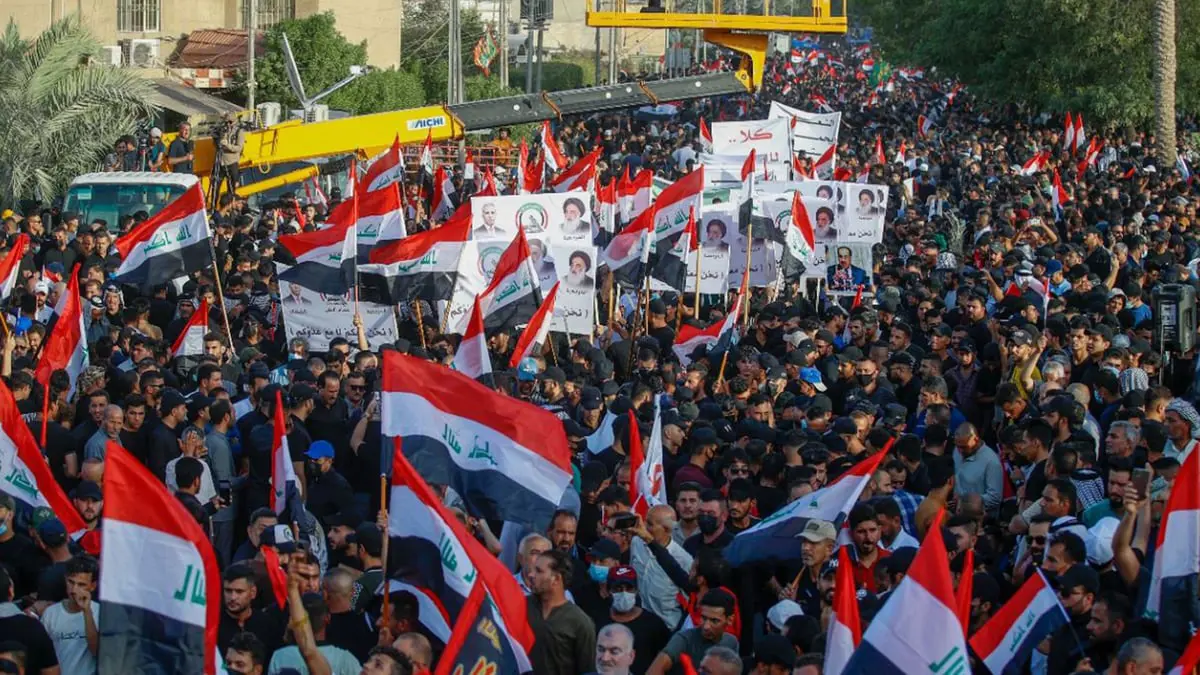 بغداد.. أنصار "التنسيقي" يعلنون اعتصامًا مفتوحًا أمام أسوار المنطقة الخضراء
