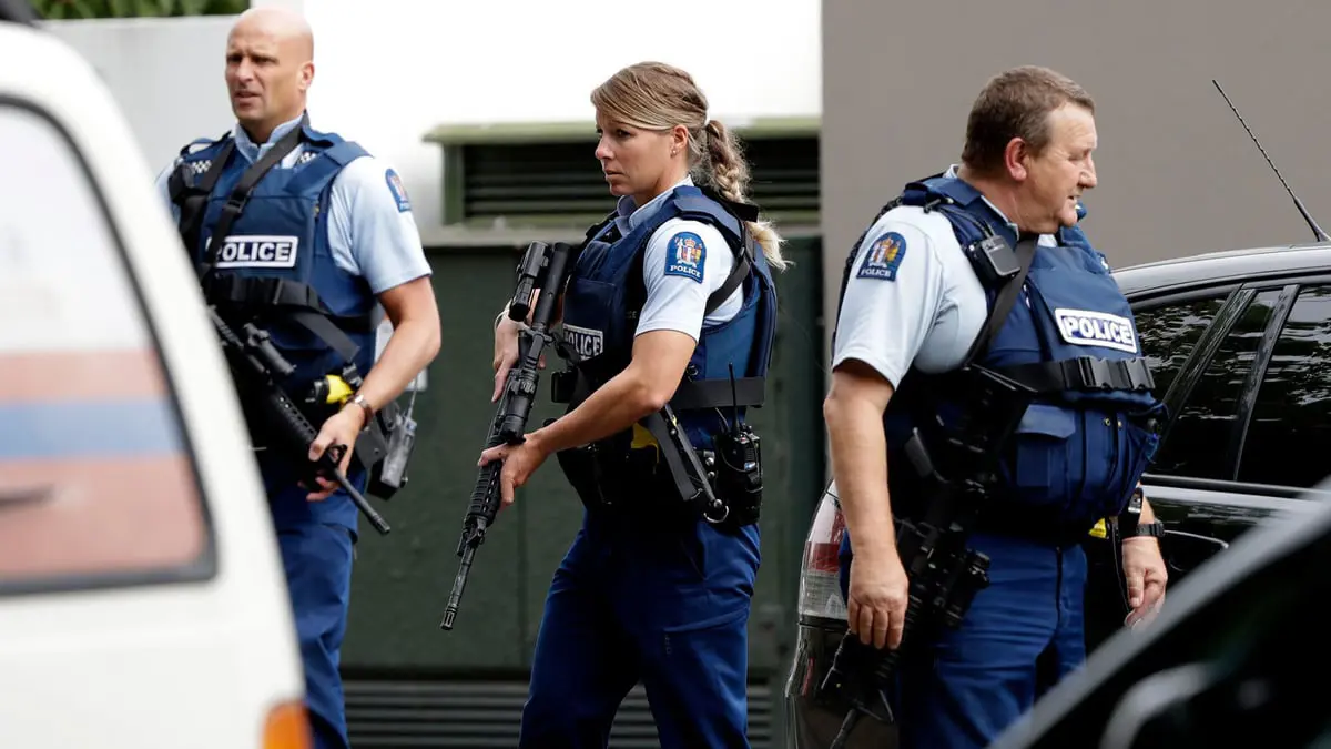 شرطة أستراليا تقر باستخدام مسدس صاعق ضد امرأة تبلغ 95 عاما