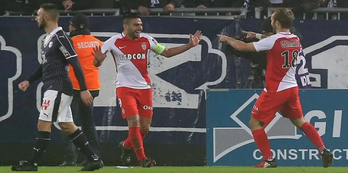 موناكو يقسو على بوردو ويرتقي لصدارة الدوري الفرنسي
