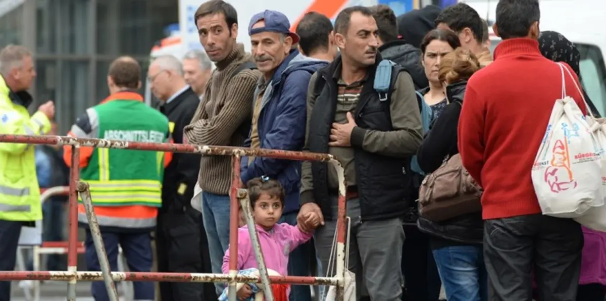 ألمانيا: يوجد جواسيس بين اللاجئين