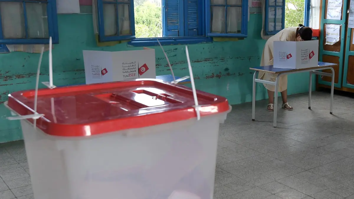 السلطات التونسية تحدد موعد الانتخابات الرئاسية