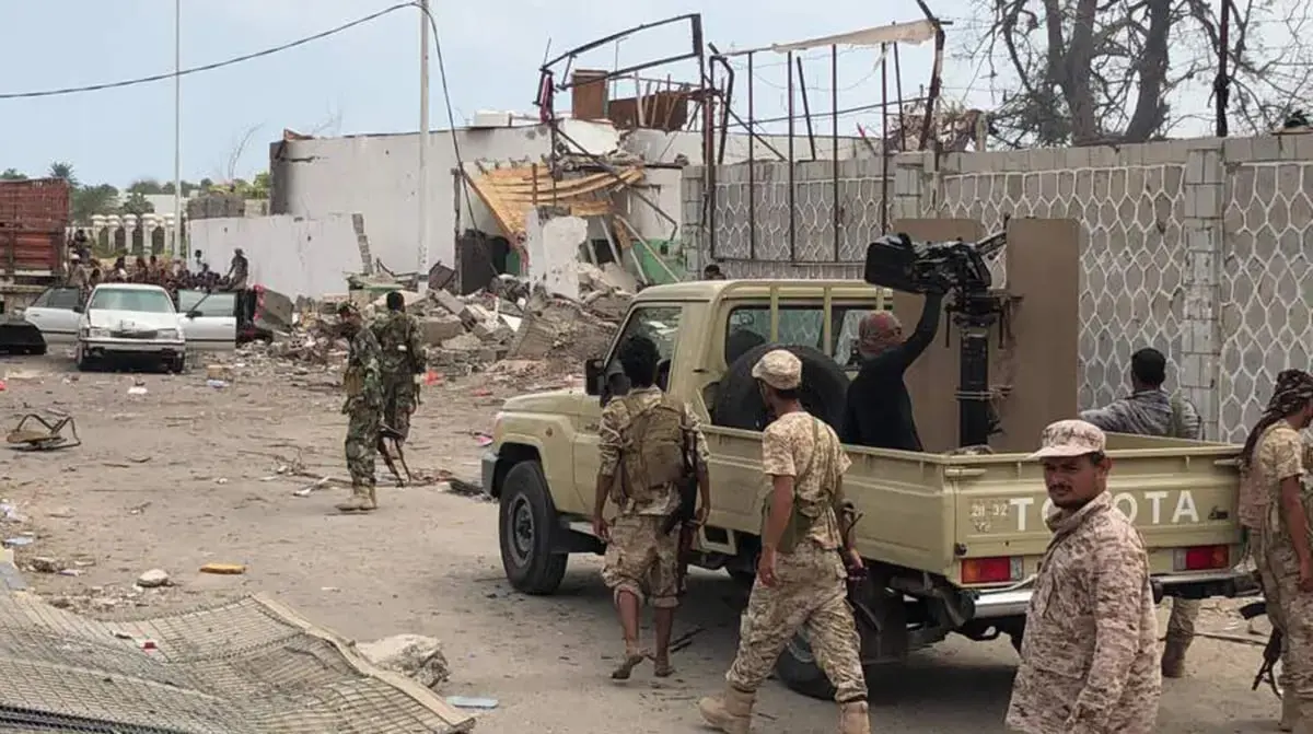 اليمن.. مقتل جندي في "الحزام الأمني" على يد مسلحين بعدن