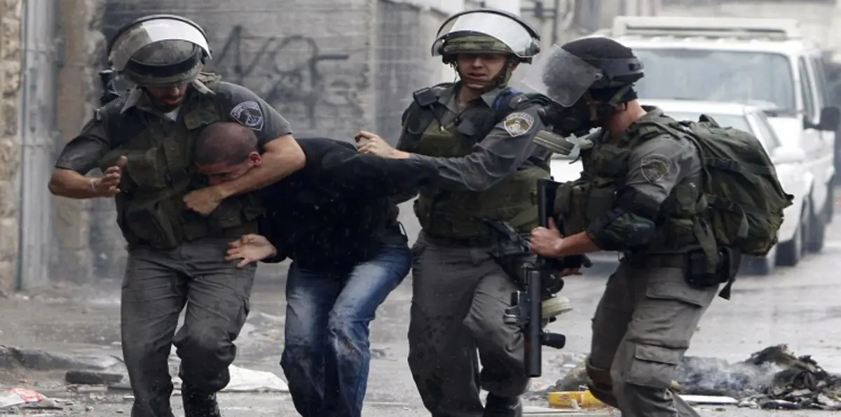 قوات إسرائيلية تعتقل 8 فلسطينيين في الضفة الغربية‎