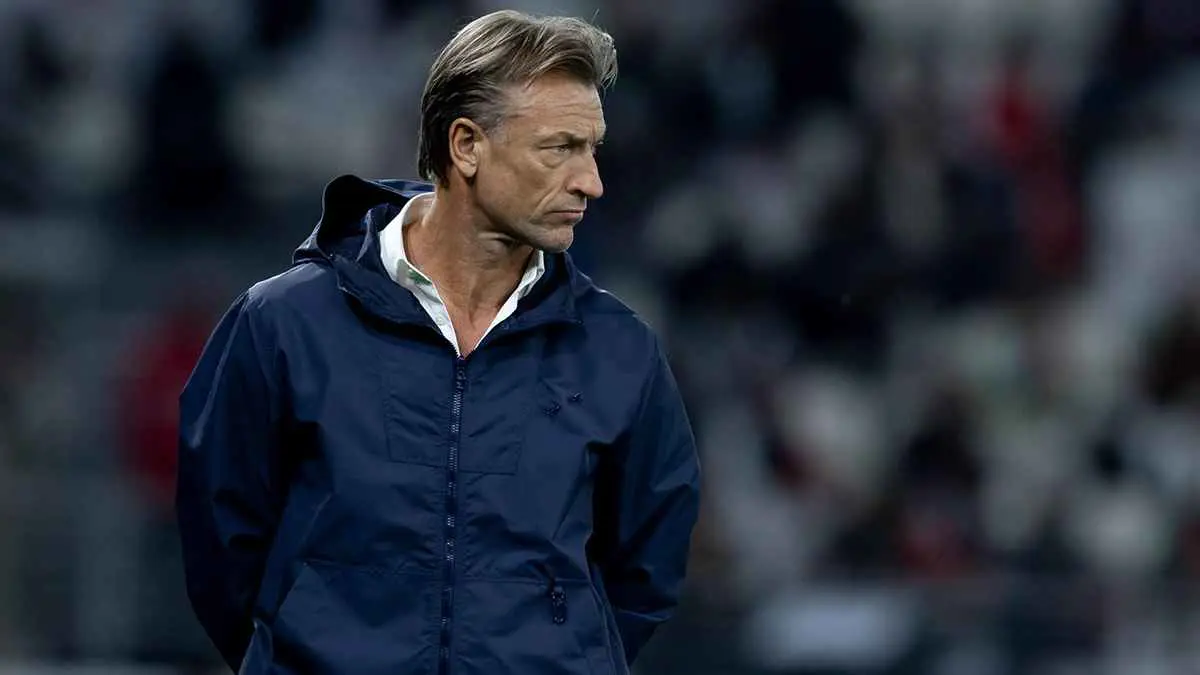 على رأسهم البليهي.. رينارد يتخذ قرارا صادما تجاه ثلاثي منتخب السعودية