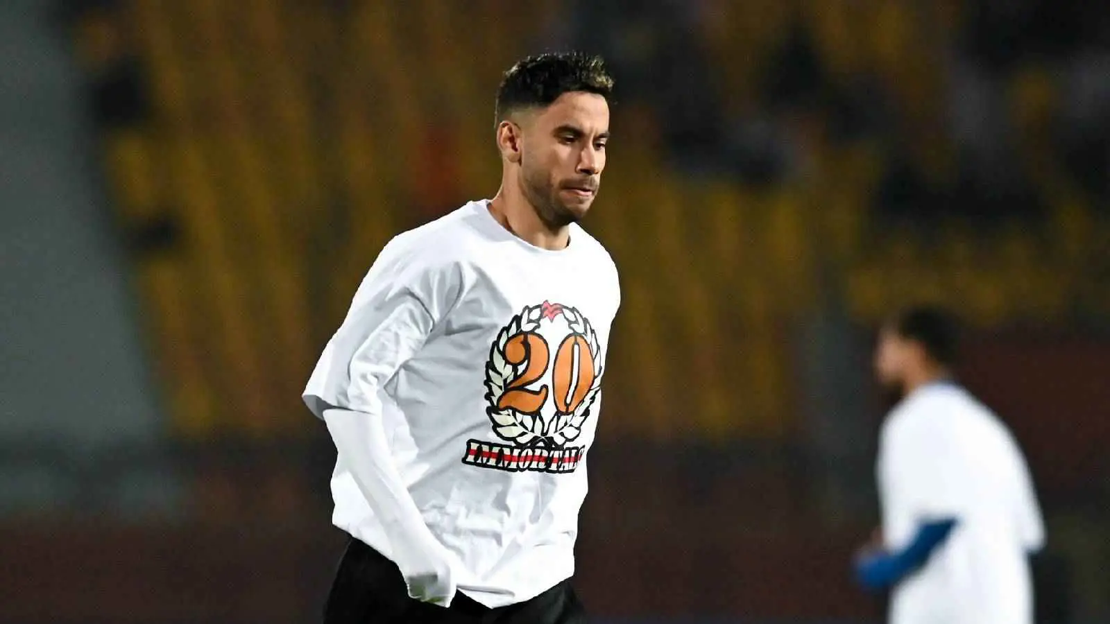ناصر ماهر يعتذر بعد طرده في لقاء الزمالك والإسماعيلي (صورة)