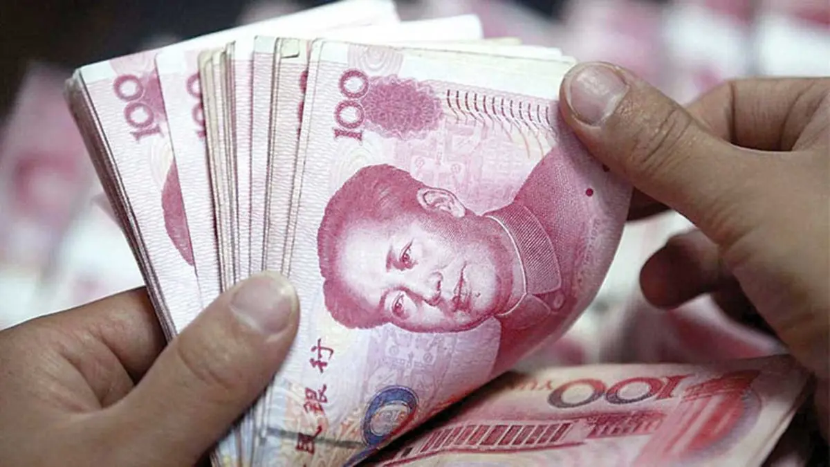 تقرير: اليوان الصيني يسجل أفضل أداء خلال 2021 رغم تباطؤ الاقتصاد