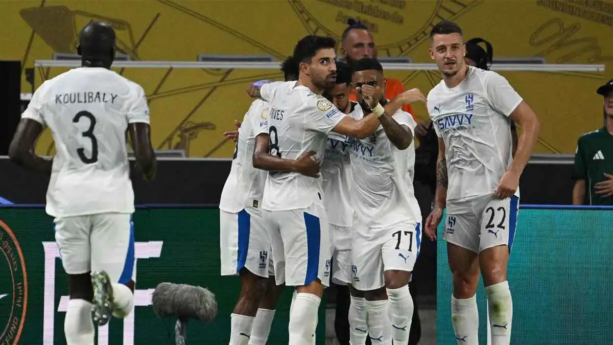 رسمياً.. إعلان عقوبات انسحاب الهلال من السوبر السعودي