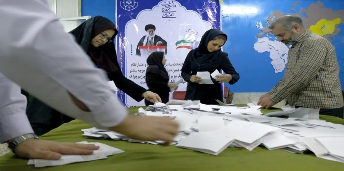 لماذا استبدل الإيرانيون "الإصلاح" بـ"القوة الغاشمة"؟