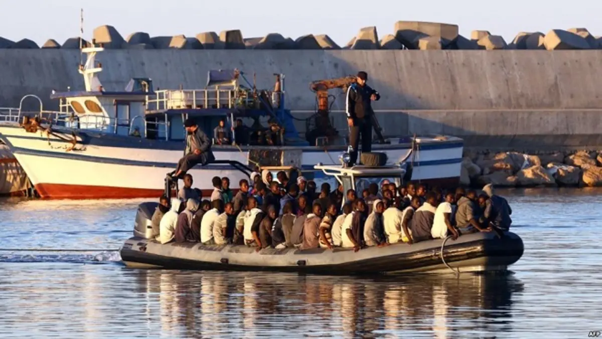 إنقاذ أكثر من ألف مهاجر غير شرعي قبالة السواحل الليبية