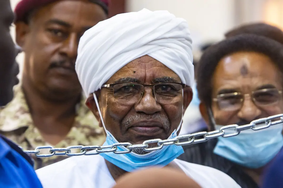 ما حقيقة هروب الرئيس السوداني السابق عمر البشير؟