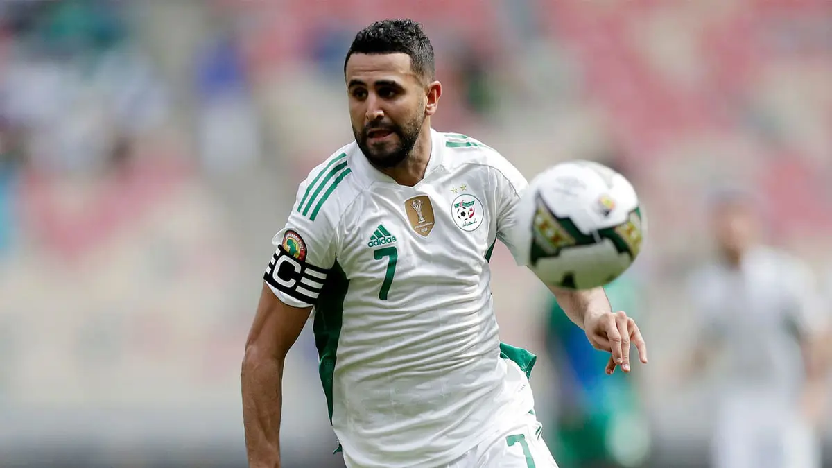 رياض محرز يصدم اتحاد الكرة الجزائري