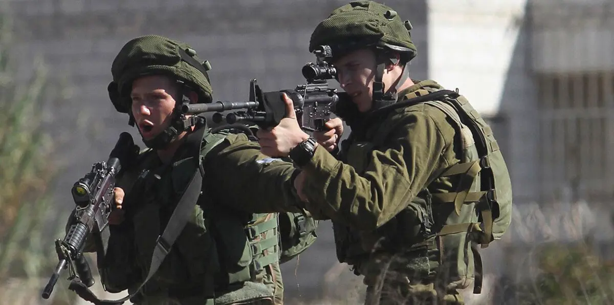 في اليوم الثالث لـ"مسيرة العودة".. نيران الجيش الإسرائيلي تصيب 9 فلسطينيين في غزة