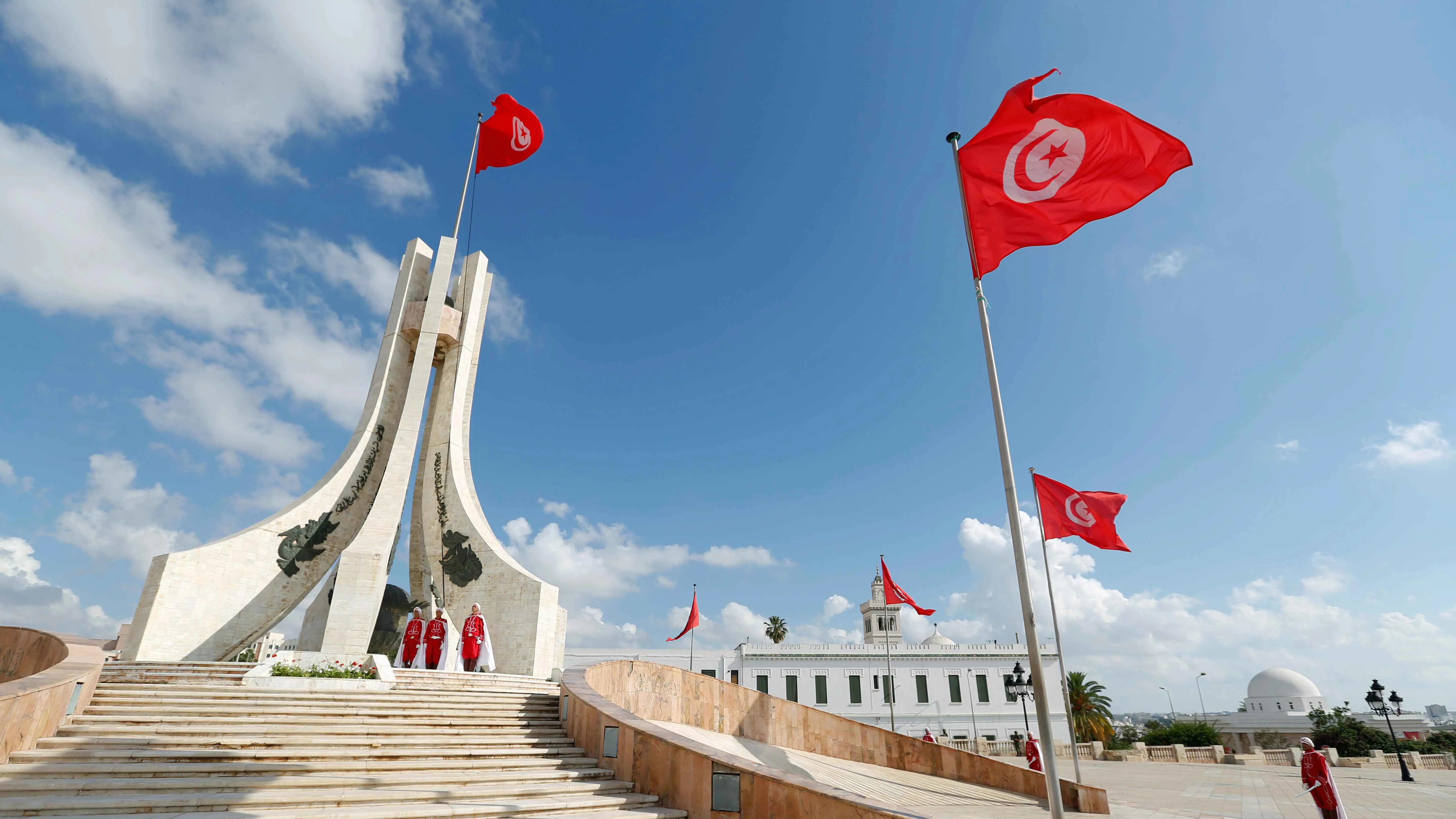 وسط جمود سياسي.. تونس تعرض الوساطة بين أطراف الأزمة الليبية