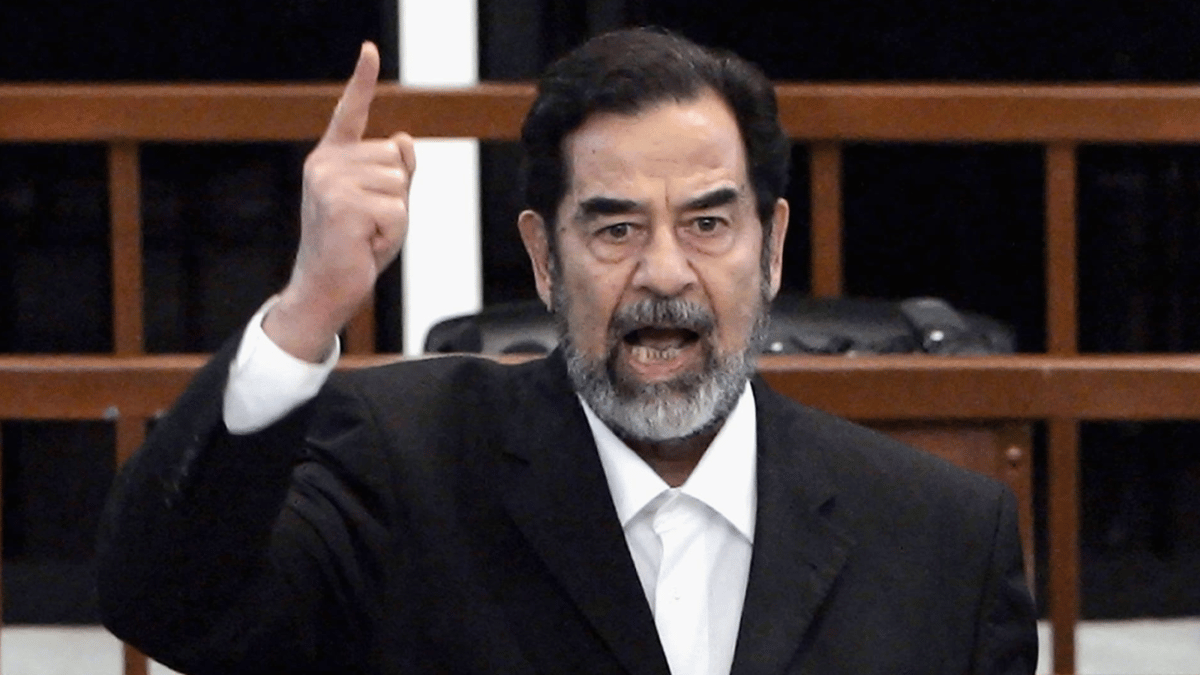 تفاعل واسع مع نصوص شعرية للرئيس العراقي الراحل صدام حسين