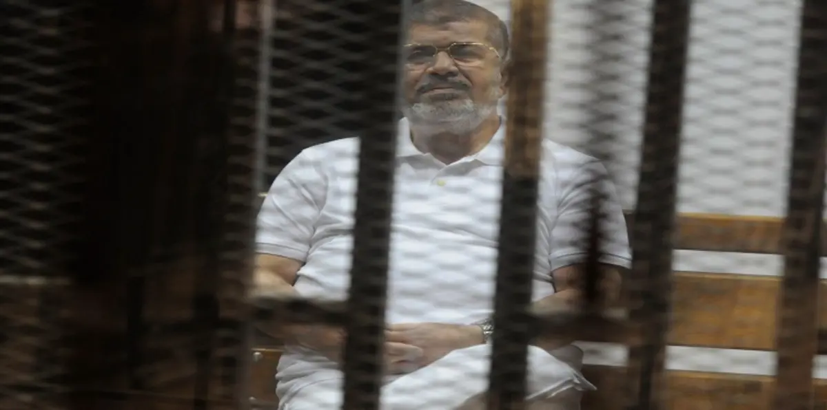 حكم قضائي يحسم مصير مرسي وقيادات الإخوان في "اقتحام السجون"