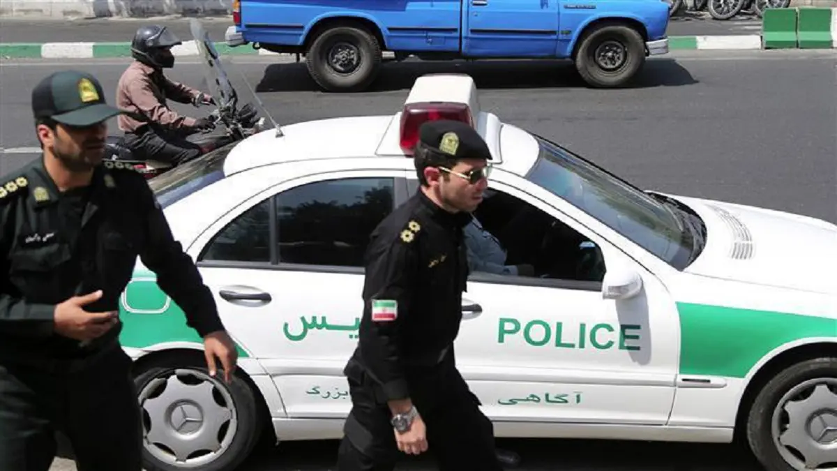 السلطات الإيرانية تعتدي على دبلوماسيين عراقيين وتعتقلهما