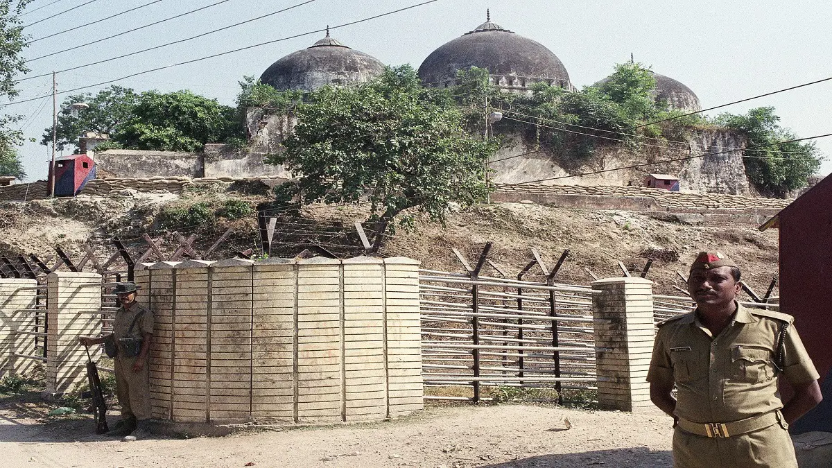رئيس وزراء الهند يشهد بدء بناء معبد هندوسي على أنقاض مسجد بابري