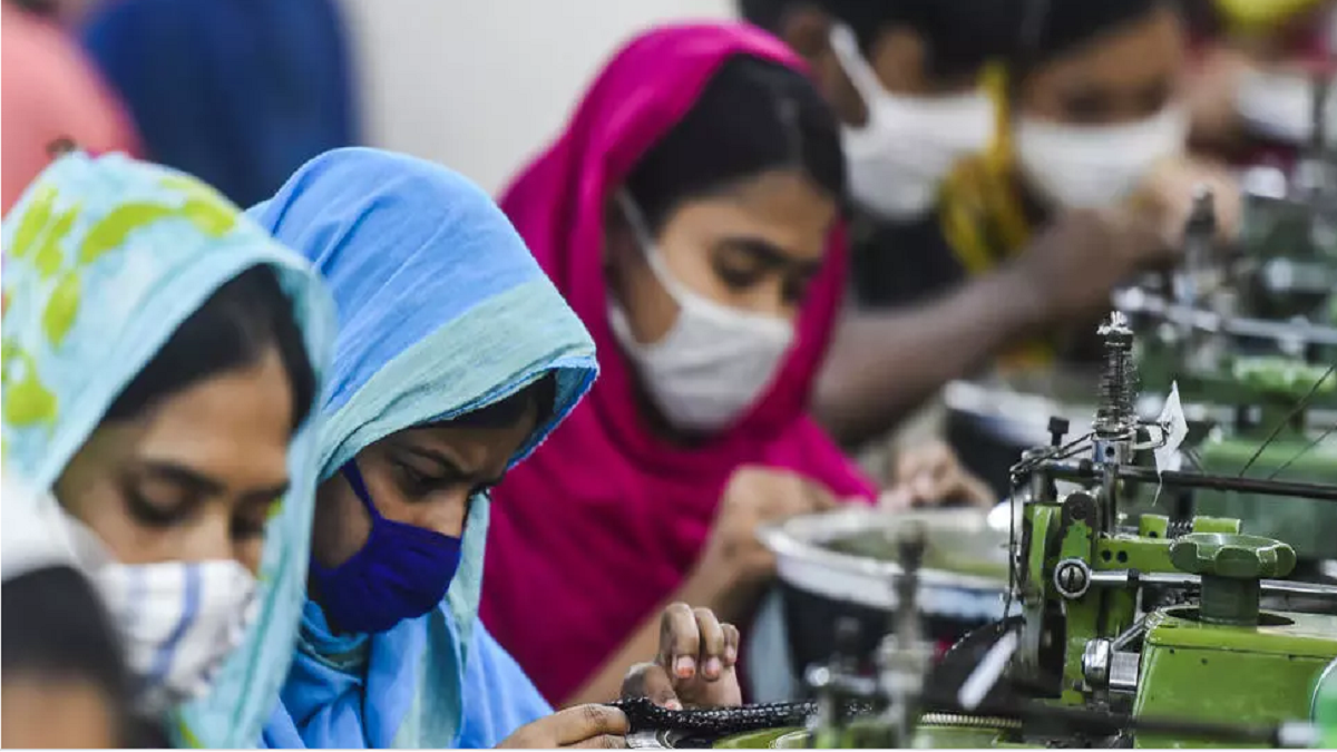 بنغلاديش تعيد تشغيل بعض مصانع الملابس.. والهند تبحث تخفيف قيود كورونا
