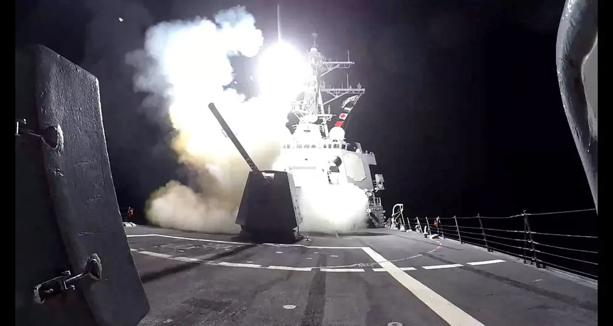 الجيش الأمريكي يعلن تدمير 3 زوارق مسيّرة للحوثيين في البحر الأحمر