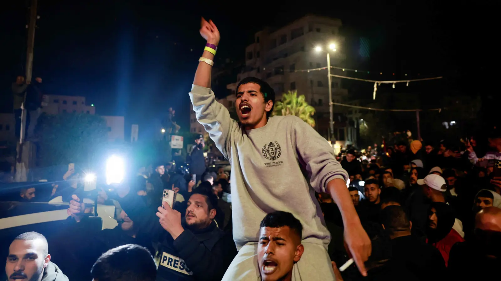 خاص- لماذا رفض الأسير الفلسطيني أبو رموز شموله بصفقة التبادل؟