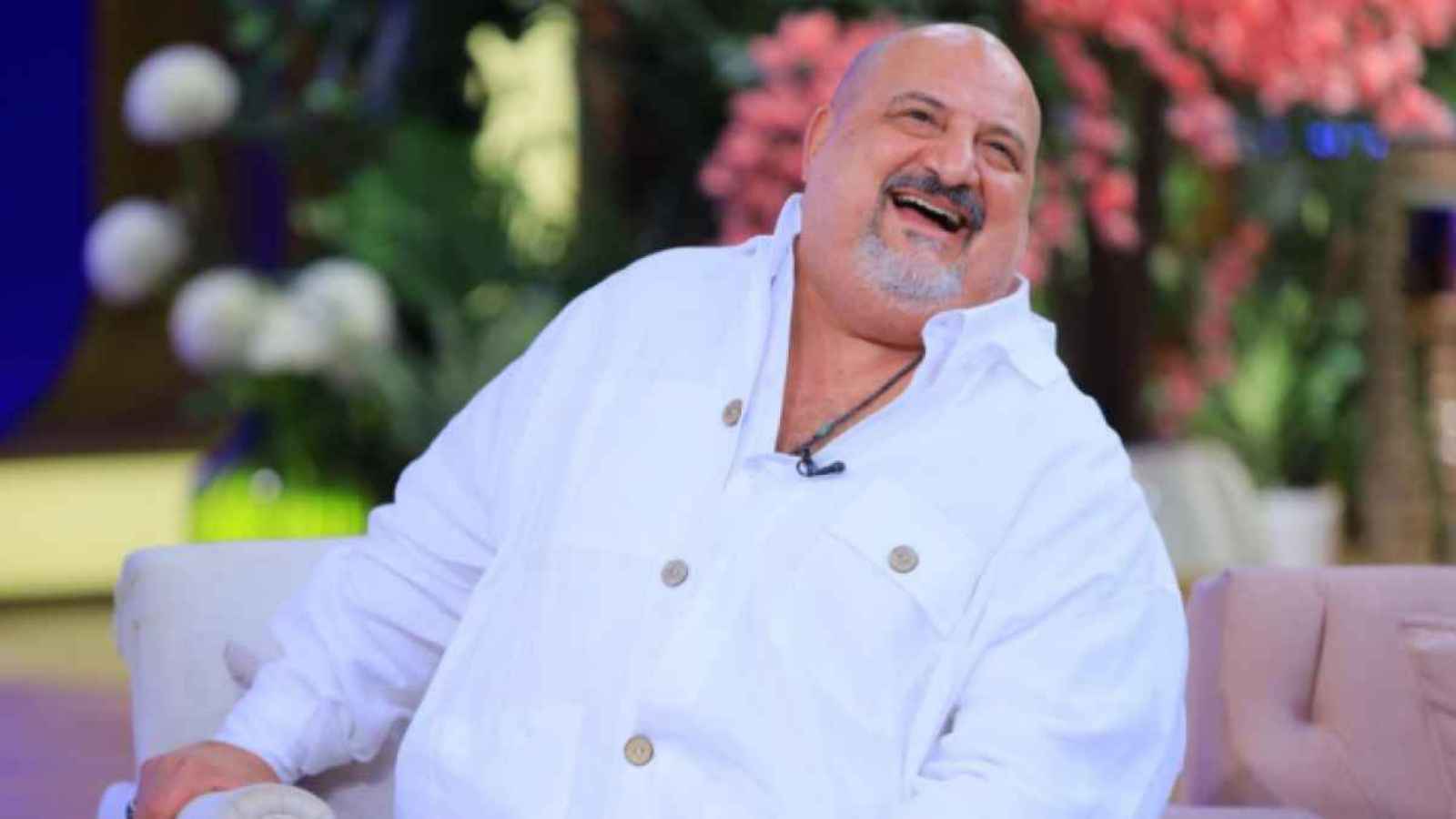 قلق على صحة خالد الصاوي بعد انسحابه من ندوة سينمائية | إرم نيوز