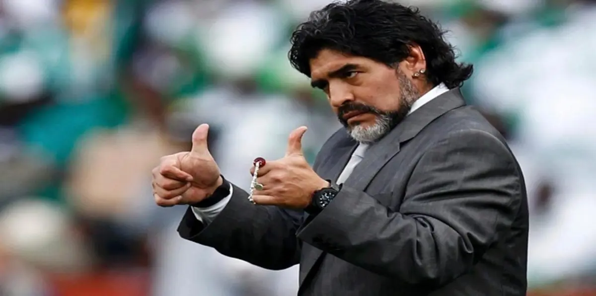 مارادونا ينحاز لرونالدو على حساب ميسي.. ويبدي رأيه بنيمار