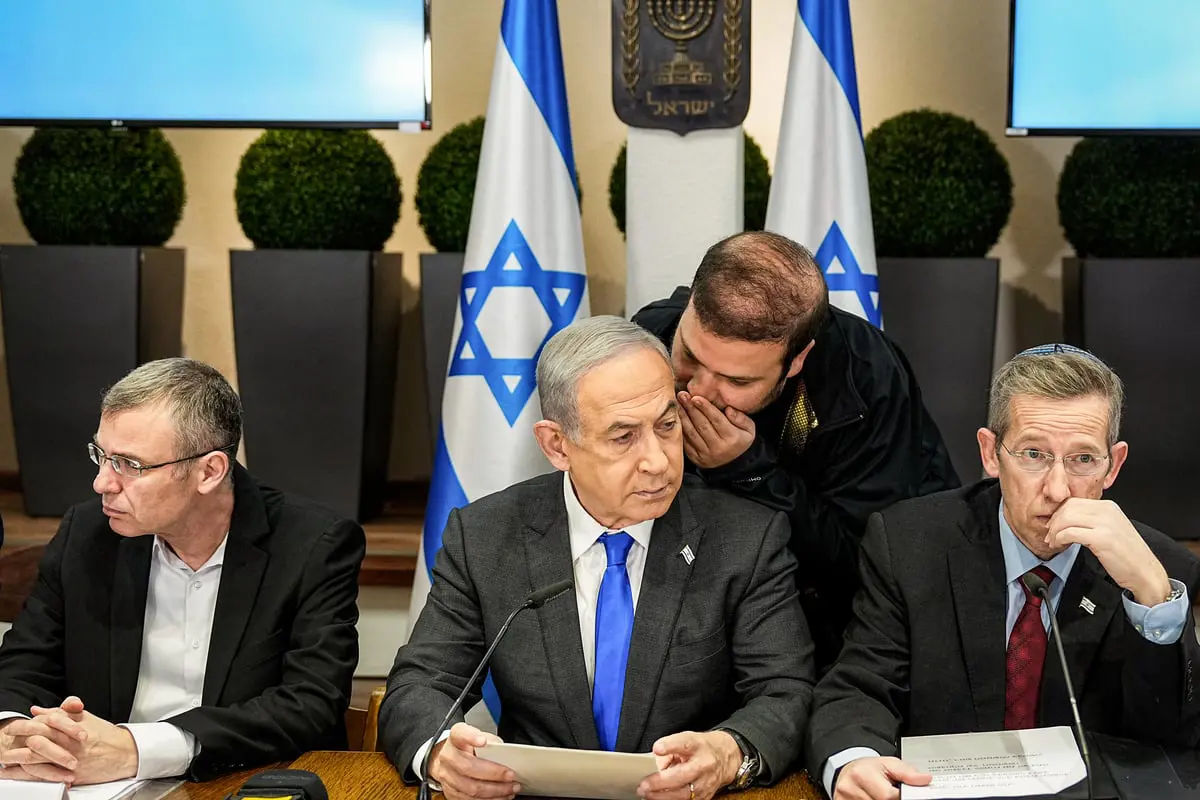 لماذا قرر نتنياهو سحب ملف مساعدات غزة من المؤسسة العسكرية؟