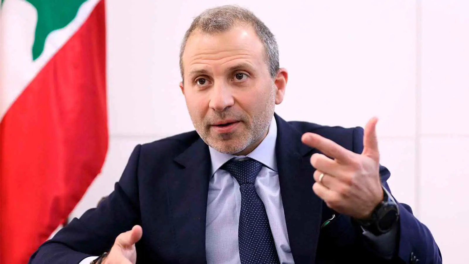 القفز من "المركب الغارق".. باسيل يفض الشراكة مع "حزب الله"