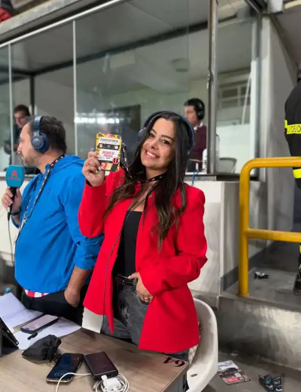 لاريسا ريكيلمي مشجعة باراغواي