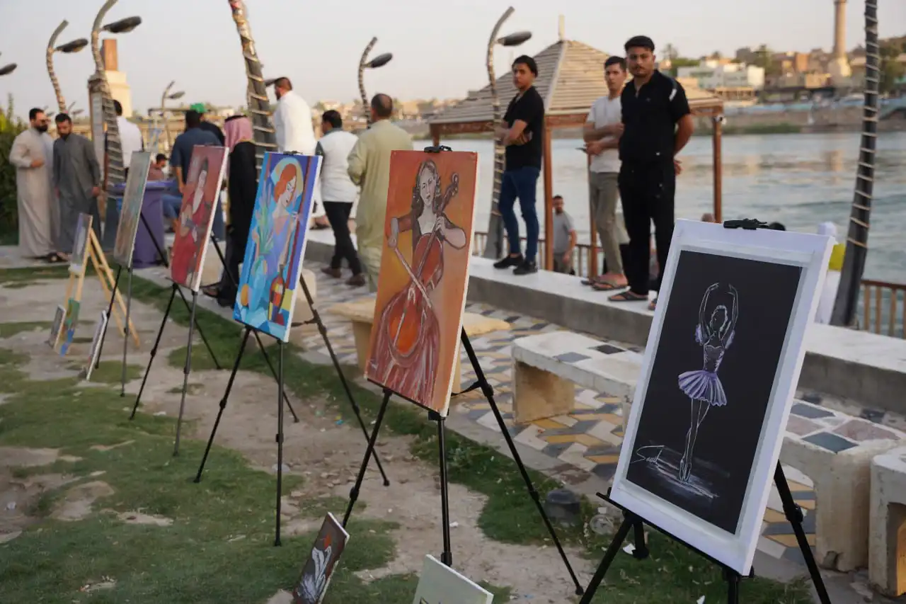 معرض الفنان العراقي